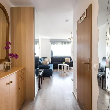 Hoehenblick - A1011 By Interhome *